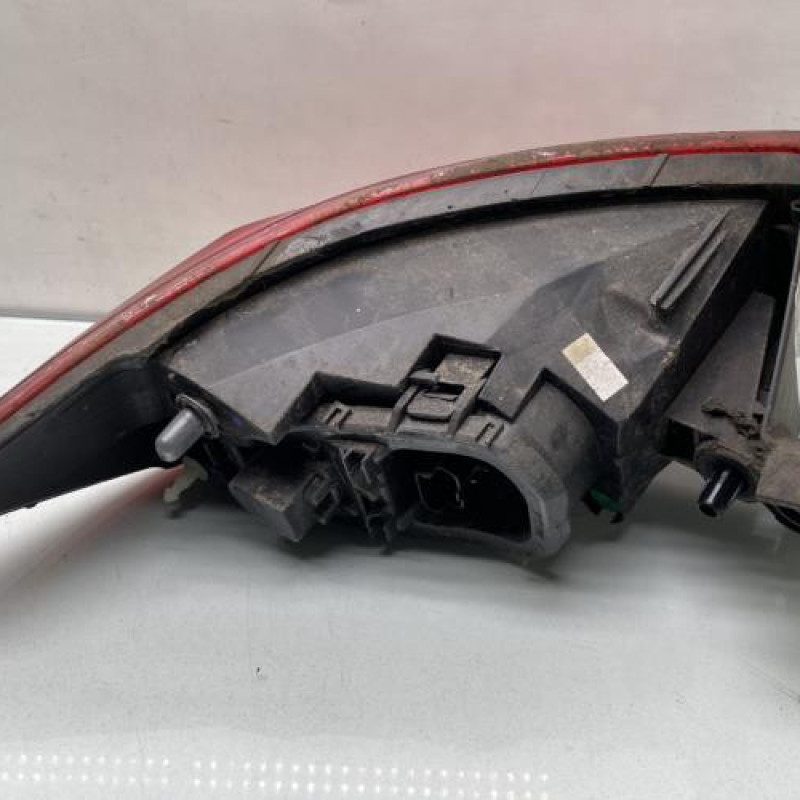 Feu arriere principal droit (feux) RENAULT CLIO 4 Photo n°2