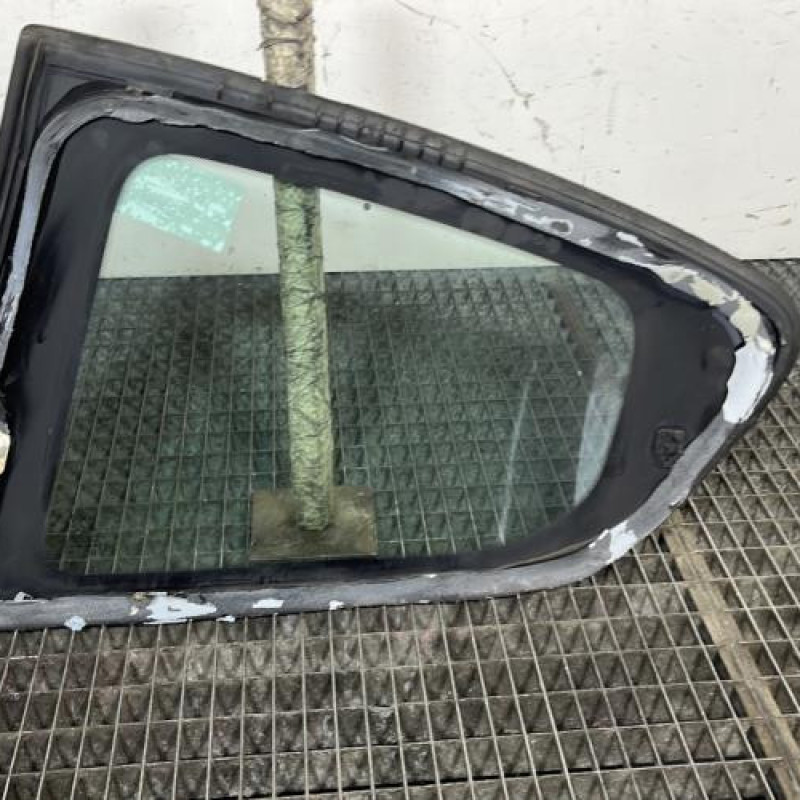 Custode arriere droit PEUGEOT 208 1 Photo n°4