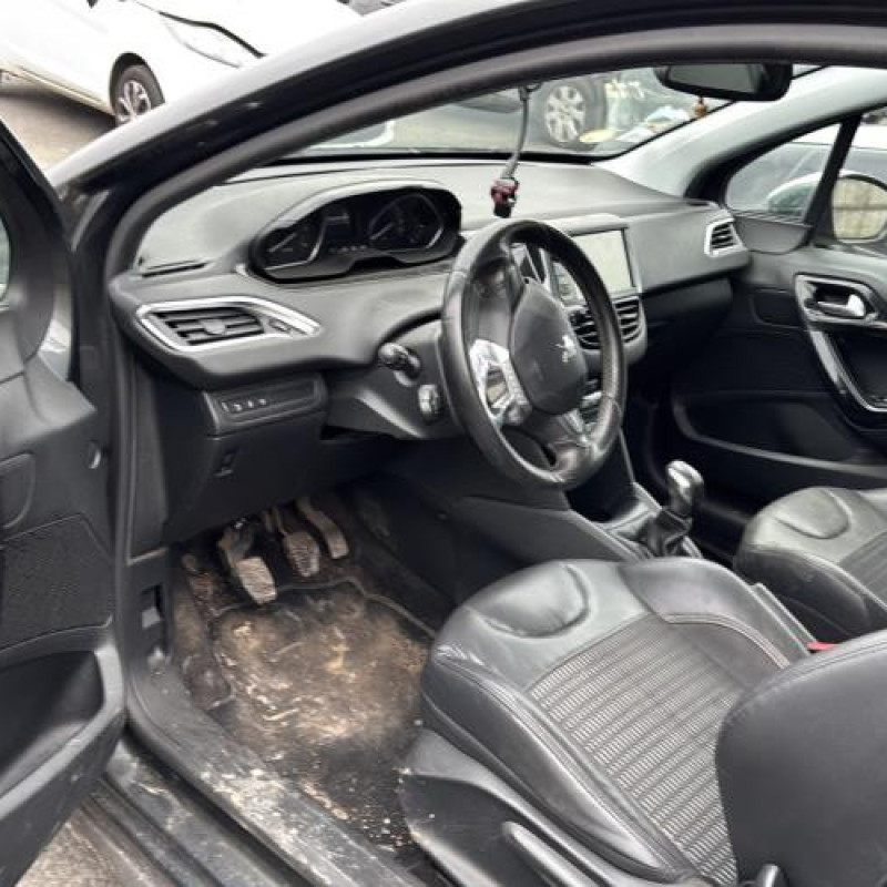 Custode arriere droit PEUGEOT 208 1 Photo n°13