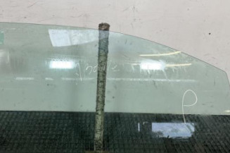 Vitre avant droit PEUGEOT 208 1 Photo n°1