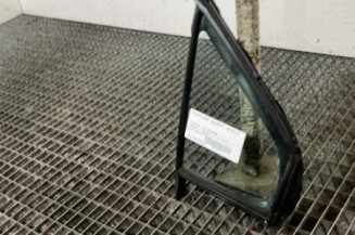 Custode avant droit (porte) TOYOTA YARIS 3