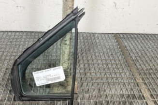 Custode avant gauche (porte) TOYOTA YARIS 3 Photo n°1