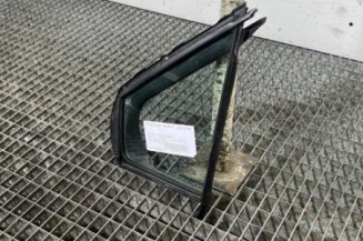 Custode avant gauche (porte) TOYOTA YARIS 3