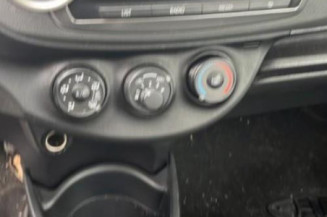 Vitre avant gauche TOYOTA YARIS 3
