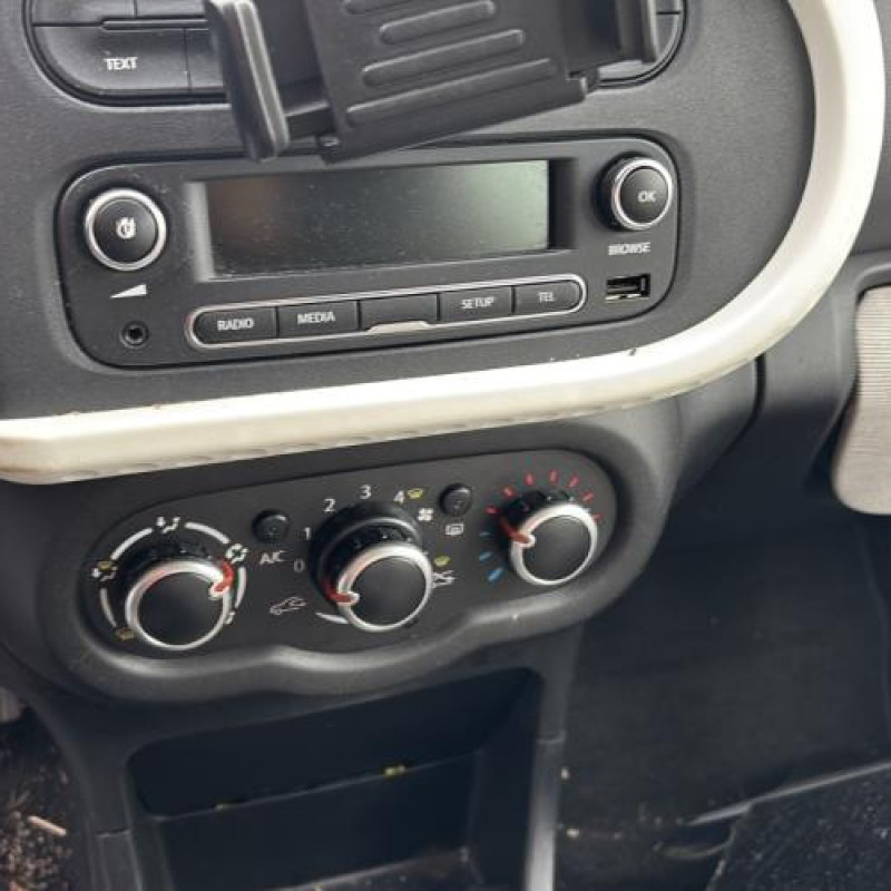 Amortisseur arriere gauche RENAULT TWINGO 3 Photo n°15