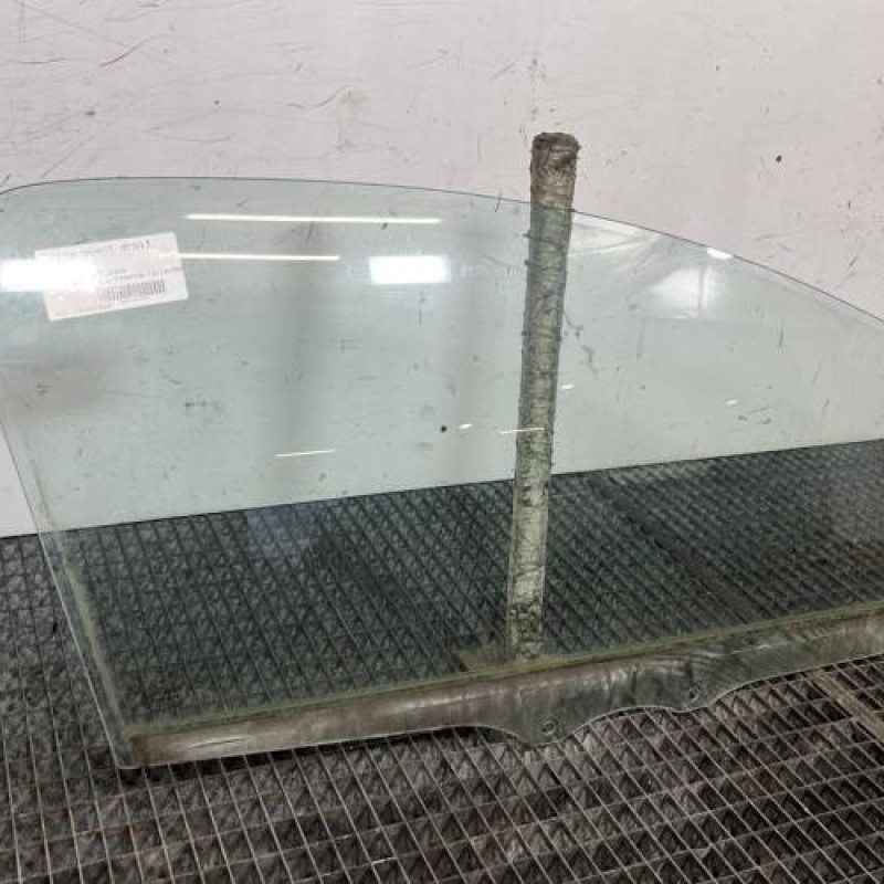 Vitre avant droit CITROEN C1 1 Photo n°3