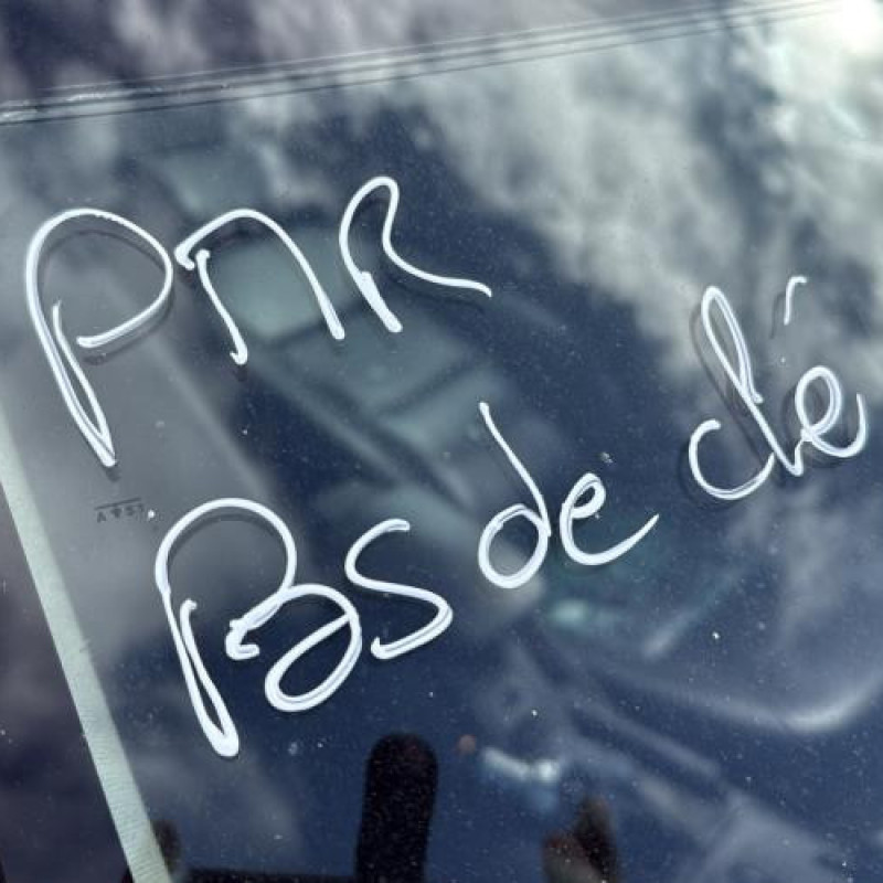 Feu arriere secondaire droit (feux) SAAB 9.5 1 Photo n°16