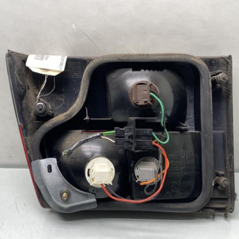 Feu arriere secondaire gauche (feux) SAAB 9.5 1 Photo n°2