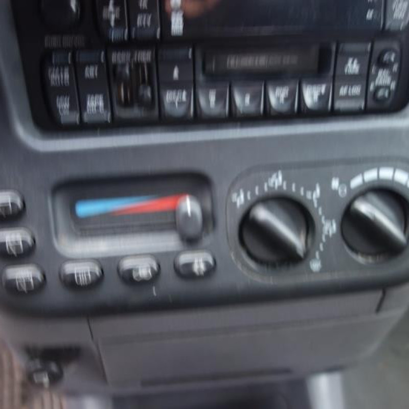 Malle/Hayon arriere CHRYSLER VOYAGER 3 Photo n°9