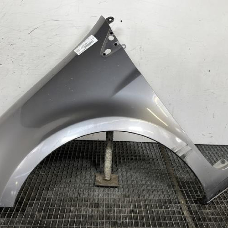 Aile avant gauche RENAULT CLIO 3 Photo n°1