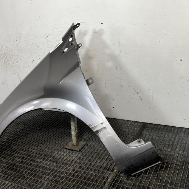 Aile avant gauche RENAULT CLIO 3 Photo n°3