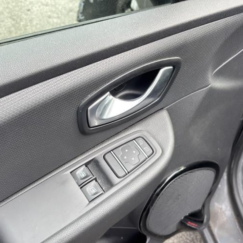 Boite de vitesses RENAULT CLIO 4 Photo n°10