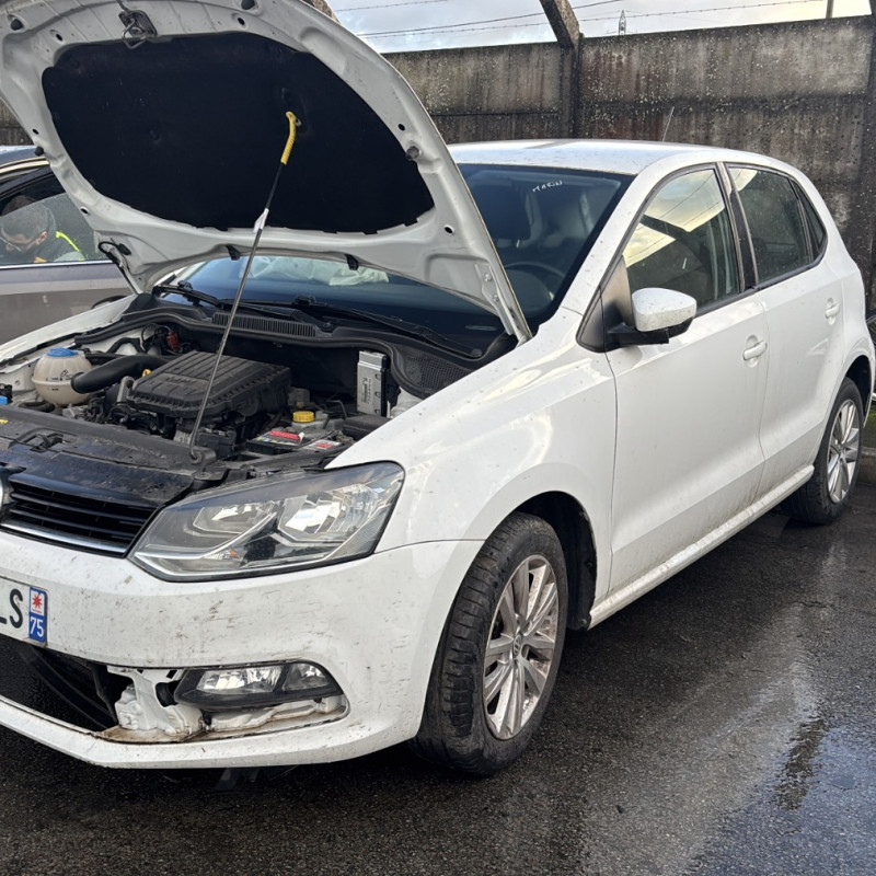VOLKSWAGEN POLO 5 PHASE 2 1.0 MPI - 12V Photo n°2