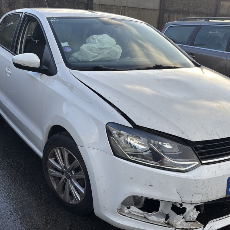 VOLKSWAGEN POLO 5 PHASE 2 1.0 MPI - 12V Photo n°4
