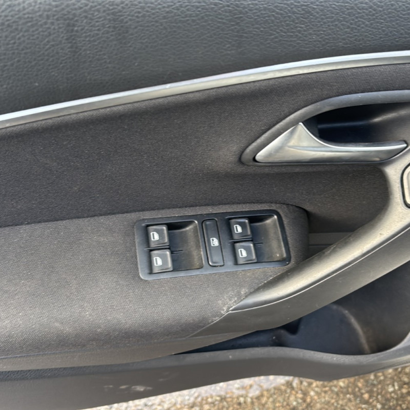 VOLKSWAGEN POLO 5 PHASE 2 1.0 MPI - 12V Photo n°12