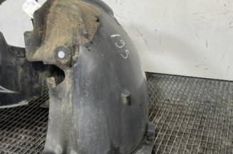 Pare boue avant gauche RENAULT CLIO 3