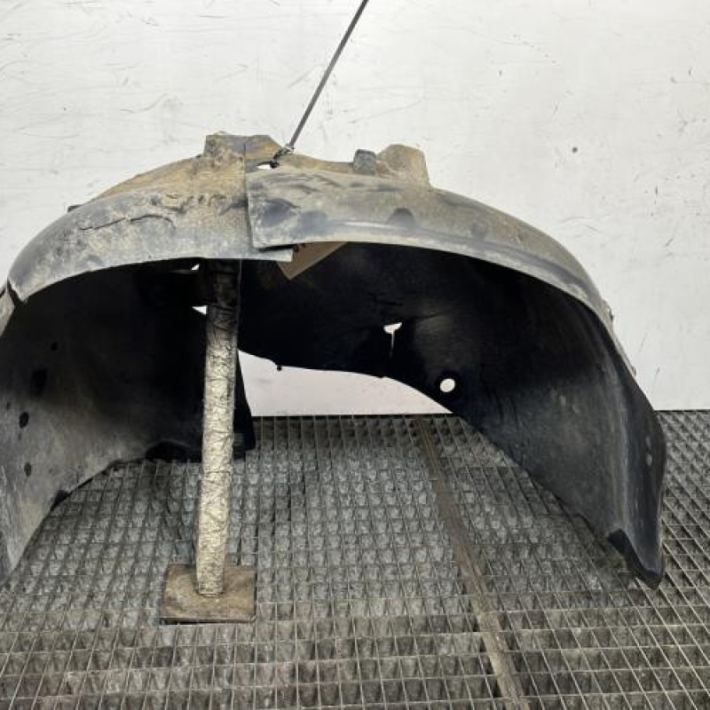 Pare boue avant gauche RENAULT CLIO 3 Photo n°4