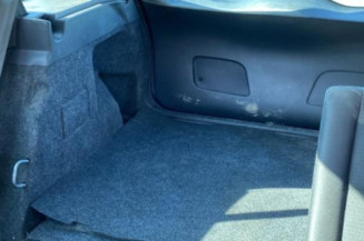 Pare boue avant gauche RENAULT CLIO 3