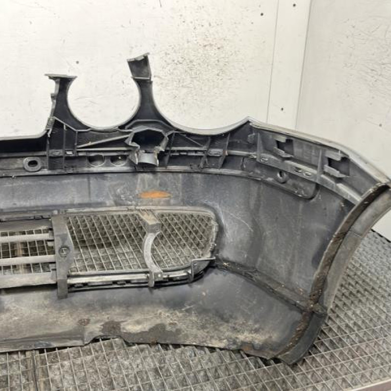 Pare choc avant VOLKSWAGEN POLO 4 Photo n°4