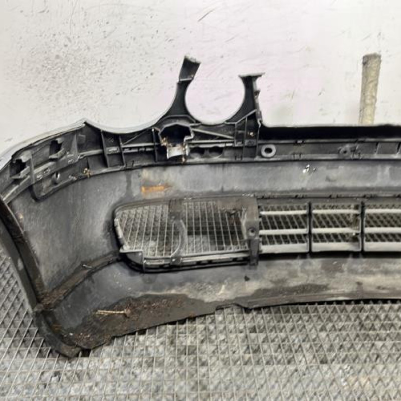 Pare choc avant VOLKSWAGEN POLO 4 Photo n°6