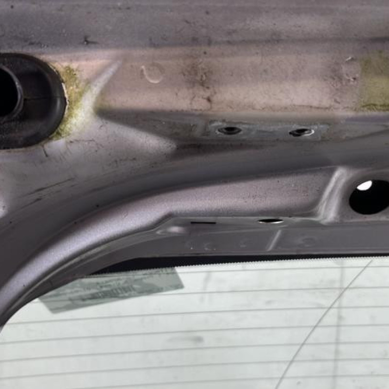 Malle/Hayon arriere CITROEN C4 1 Photo n°6