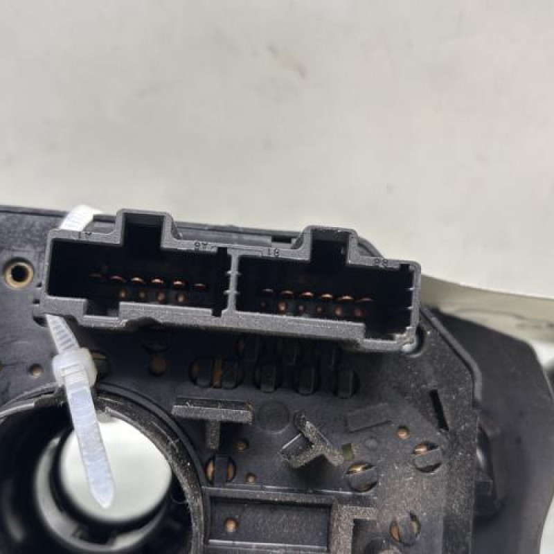 Com (Bloc Contacteur Tournant+Commodo Essuie Glace+Commodo Phare) FIAT PUNTO 2 Photo n°6