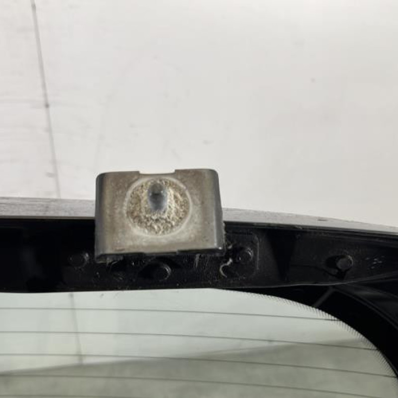 Malle/Hayon arriere RENAULT TWINGO 2 Photo n°9