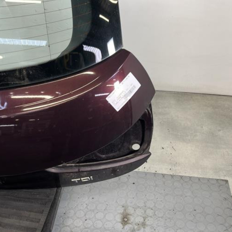 Malle/Hayon arriere AUDI A1 1 Photo n°4