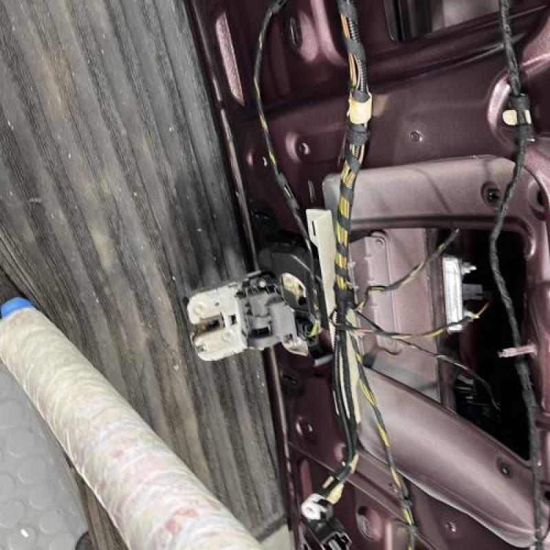 Malle/Hayon arriere AUDI A1 1 Photo n°10