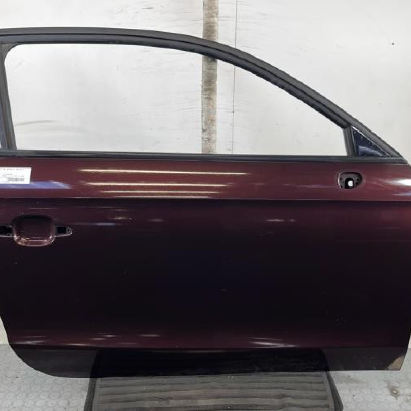 Porte avant droit AUDI A1 1 Photo n°1
