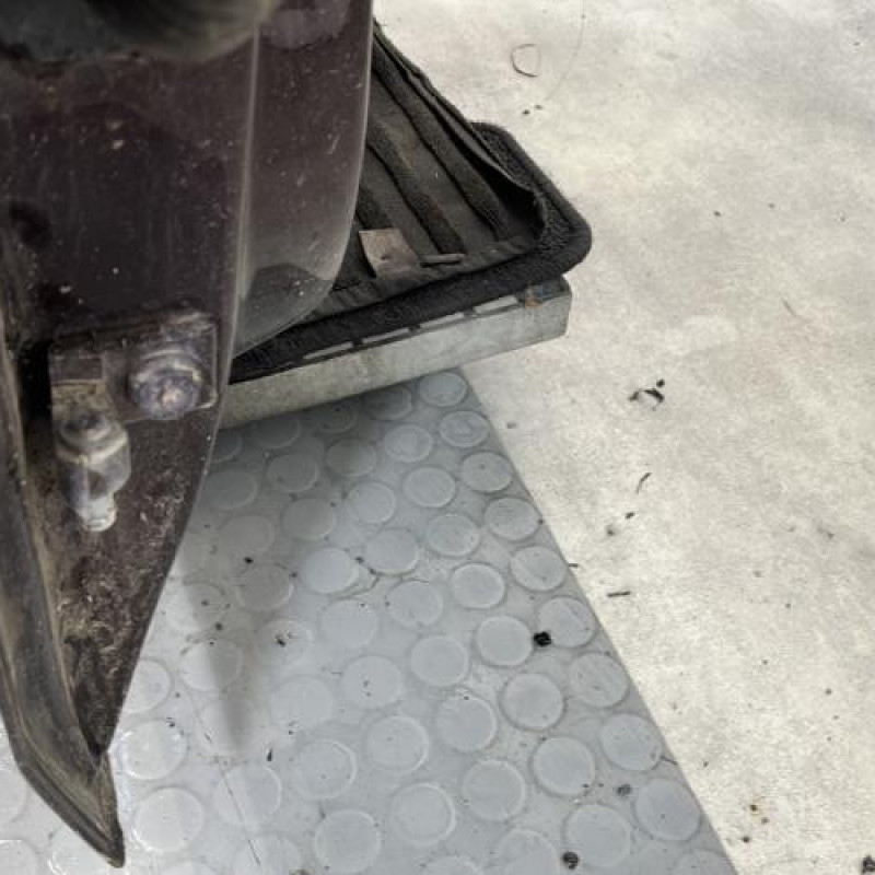 Porte avant droit AUDI A1 1 Photo n°4