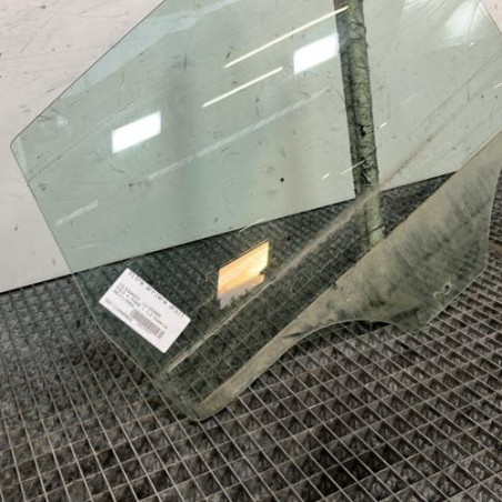 Vitre arriere droit VOLKSWAGEN POLO 4