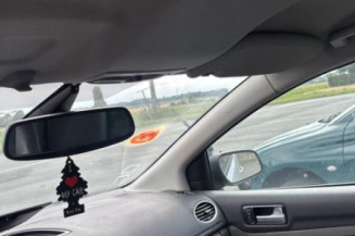 Vitre avant droit FORD FOCUS 2