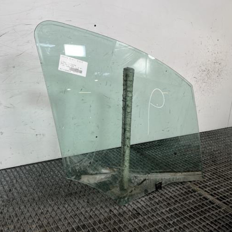 Vitre avant droit CITROEN BERLINGO 2 Photo n°3