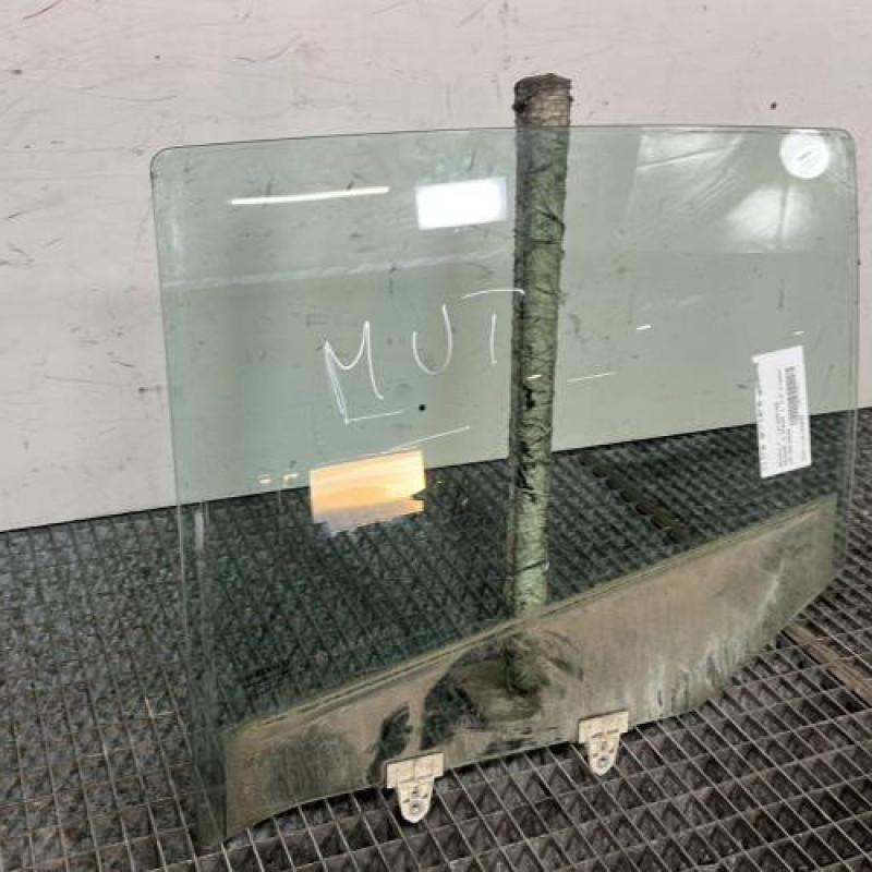 Vitre arriere gauche RENAULT MEGANE 3 Photo n°2