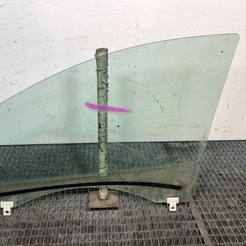 Vitre avant droit RENAULT MEGANE 3 Photo n°4
