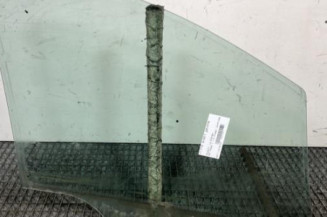 Vitre avant gauche PEUGEOT 207