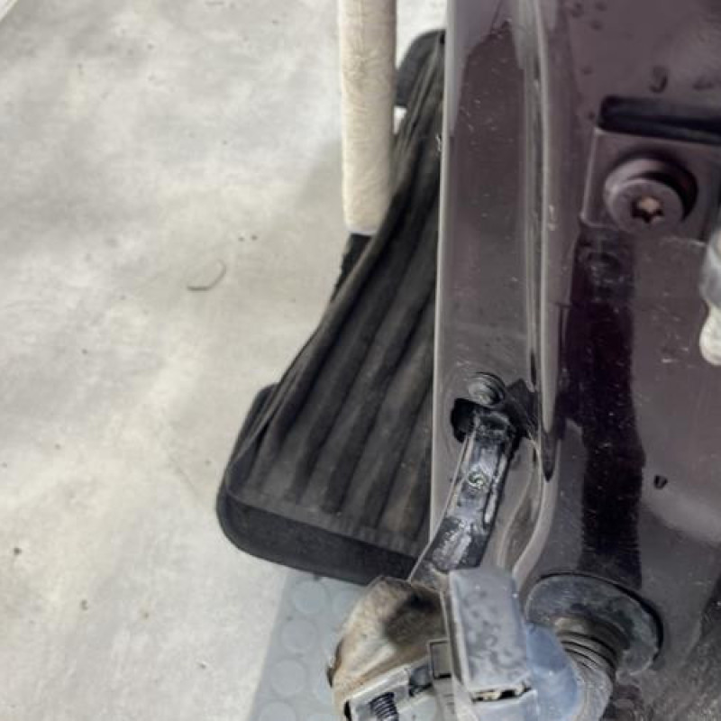 Porte avant gauche AUDI A1 1 Photo n°4