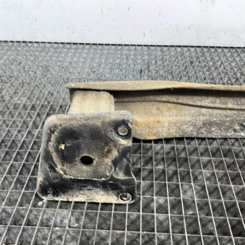 Renfort pare choc arriere (traverse) AUDI A1 1 Photo n°5