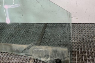 Vitre avant droit RENAULT CLIO 3