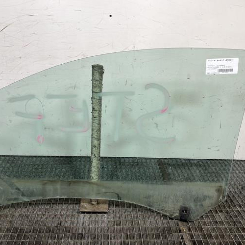 Vitre avant droit RENAULT CLIO 3 Photo n°4