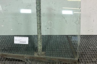 Vitre arriere droit SKODA FABIA 1 Photo n°1