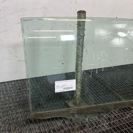 Vitre arriere droit SKODA FABIA 1