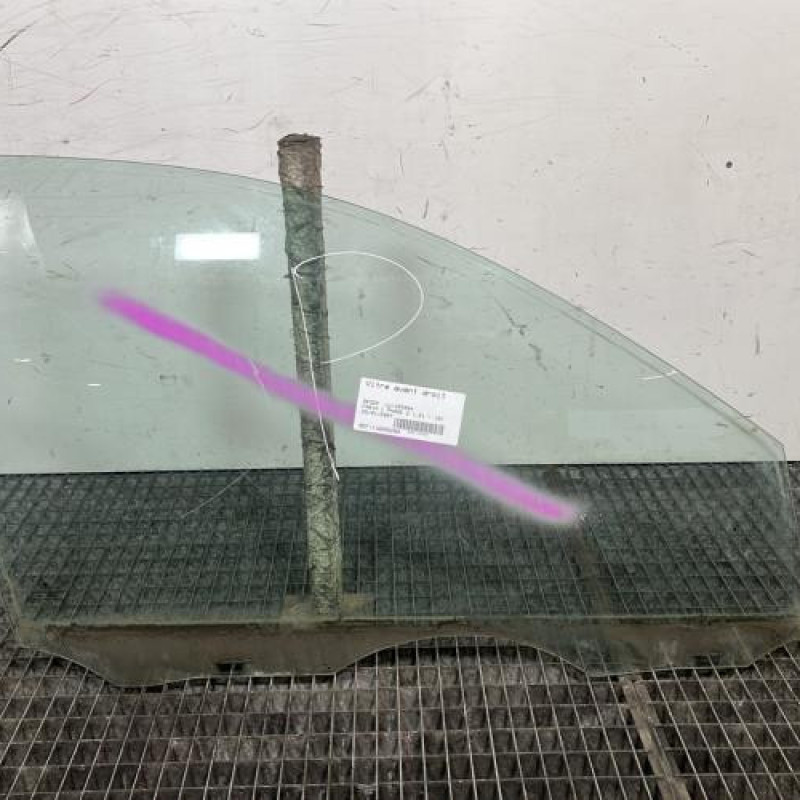 Vitre avant droit SKODA FABIA 1 Photo n°1