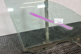 Vitre avant droit SKODA FABIA 1