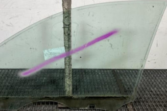Vitre avant droit SKODA FABIA 1