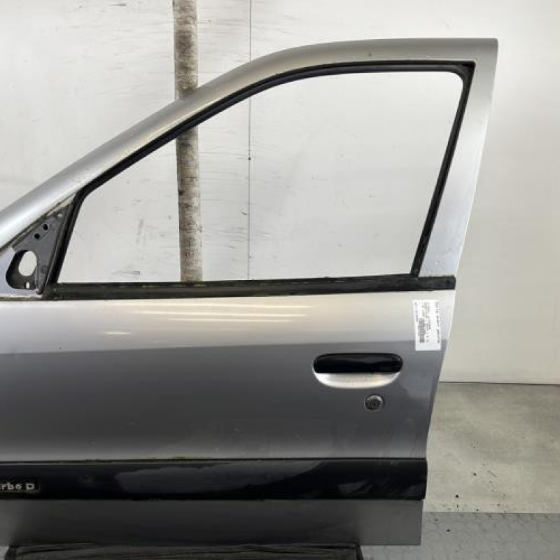 Porte avant gauche CITROEN XSARA Photo n°1