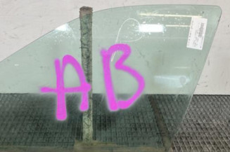 Vitre avant gauche CITROEN XSARA Photo n°1