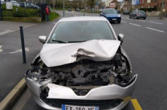 Pretensionneur de ceinture avant droit RENAULT CLIO 4