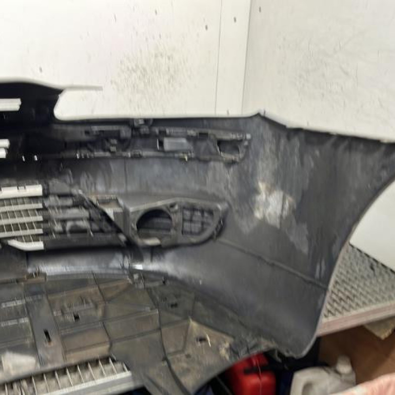 Pare choc avant CITROEN C4 1 Photo n°4